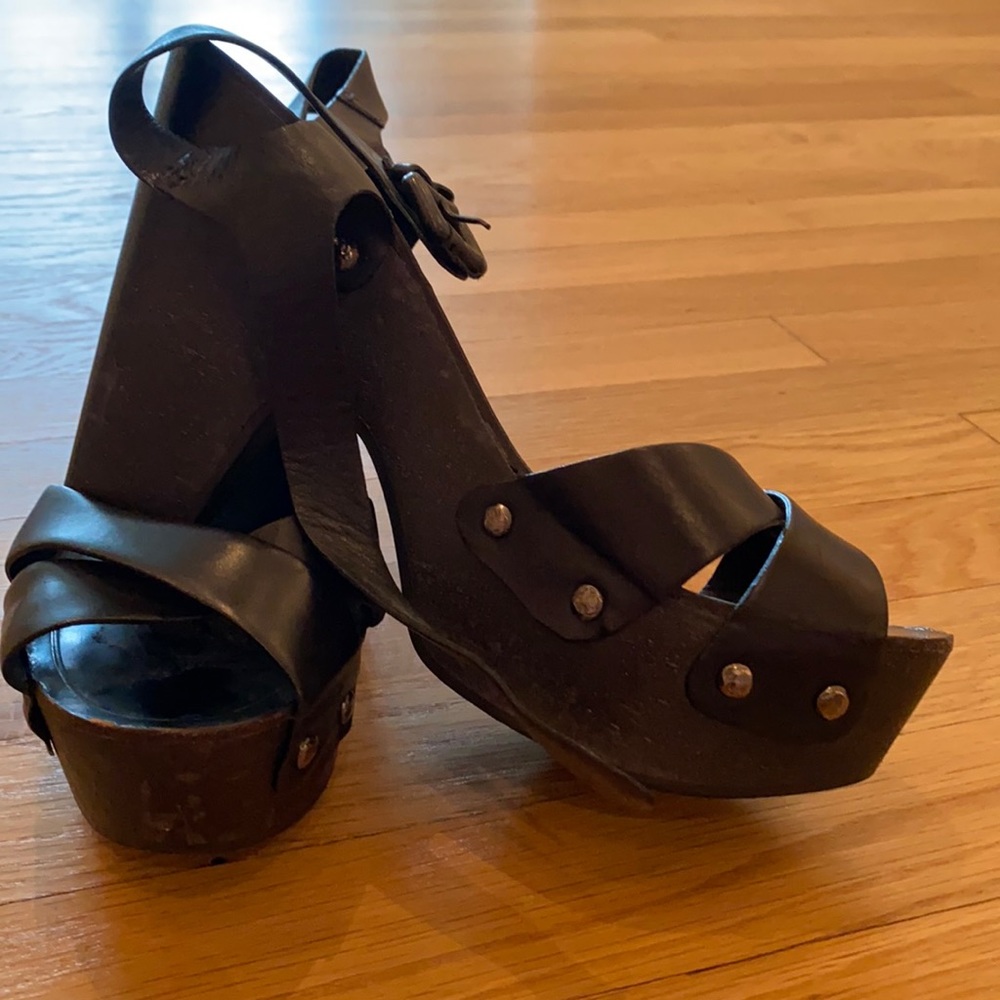 Black Clog Sandals